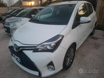 Toyota Yaris 1.0 5 porte