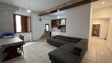 3 LOCALI A SASSARI
