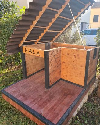 Cuccia coibentata da giardino apribile