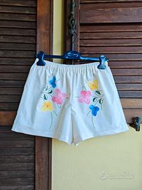 Pantaloncini handmade tessuto vintage ricamato 