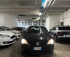 VOLKSWAGEN POLO 1.4 Tdi OK NEOPATENTATI