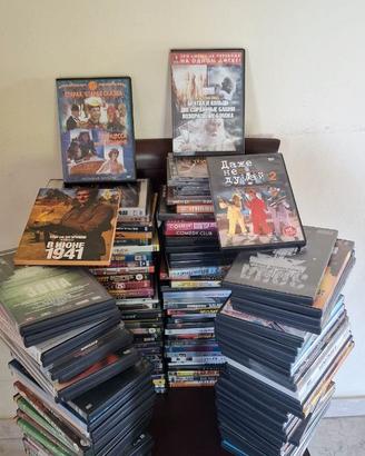 Film in DVD in lingua russa. 118 PZ.