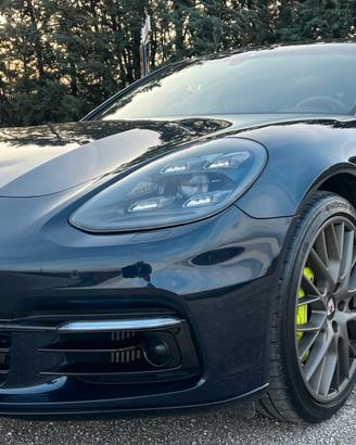 Porsche Panamera 4 E-Hybrid Sport Turismo