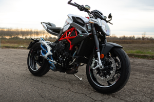 Mv agusta brutale 800