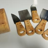 Ceppo set coltelli formaggio 