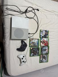 Xbox One S + 2 controller + giochi + scatolo