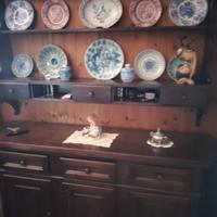 Piattaia con mobile sottostante