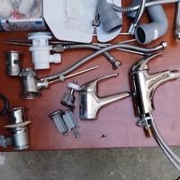 materiale idraulico vario 