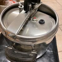 Pentola a pressione Lagostina