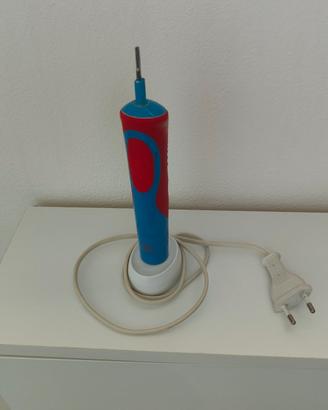 spazzolino elettrico oral b bambino