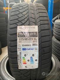 225 40 19 Kumho invernali