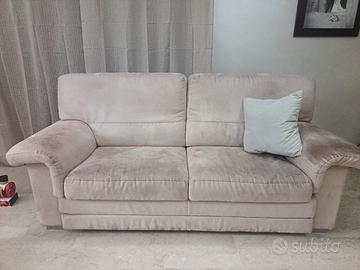 divani 3 posti maxi 2,10  e 2 posti maxi 1,60