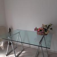 Tavolo di cristallo rettangolare 