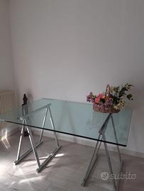 Tavolo di cristallo rettangolare 