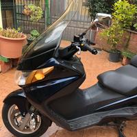 Scooter Suzuki Burgman 400 del 2004
