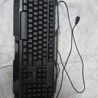 tastiera PC con tasto spagnolo