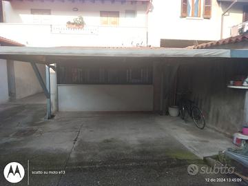 Tettoia per macchina