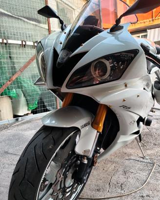 Yamaha r6