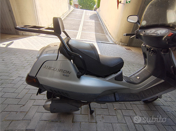 Piaggio exagon 180 4t