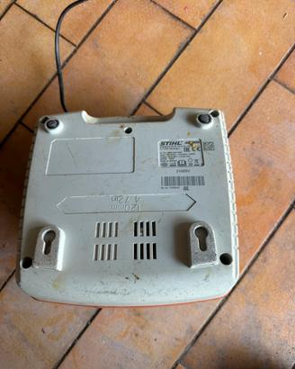Batteria e caricabatterie STIHL