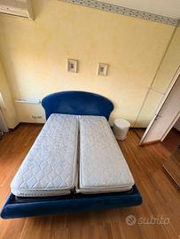 letto matrimoniale con cassettone e due materassi 