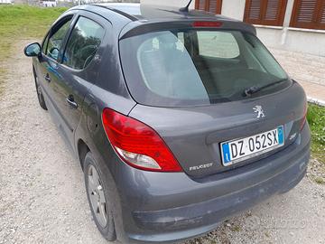 Peugeot 207 1.4 68 CV diesel