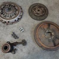 KIT FRIZIONE VOLANO DUSTER HS 1.6 BENZINA 2012