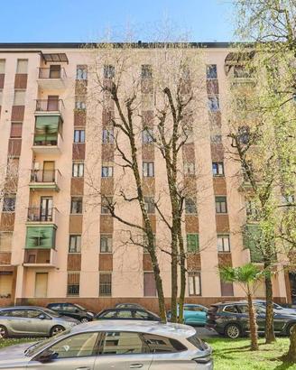 Appartamento di 110 m² con 3 locali e box auto a M