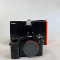 Fotocamera Sony Alpha 7R +  Lente Sony FE 35mm