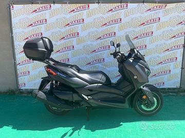 Yamaha X-Max 400