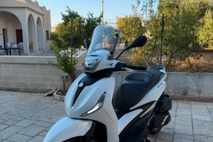 Beverly HPE 400