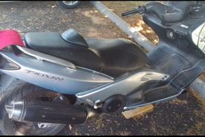 T MAX