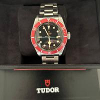 Tudor black bay 41 mm