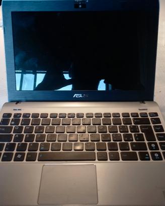 notebook Asus 1225B  pezzi di ricambio 