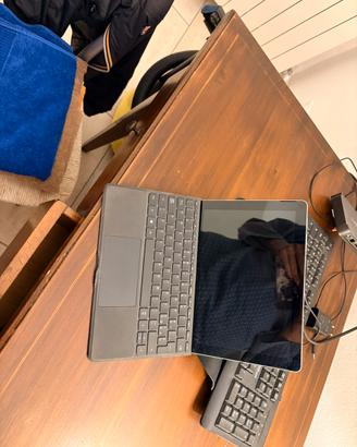 Microsoft Surface Go