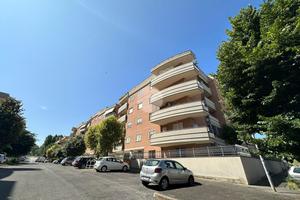 3 LOCALI A ROMA