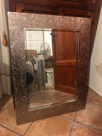 Specchio nuovo da appendere