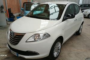 LANCIA Y BENZINA METANO 