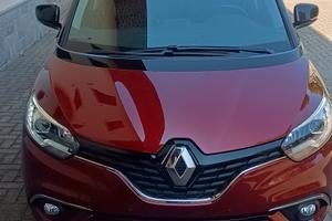 Renault Scenic IV 1,7 diesel 120 cv con Dual Fuel