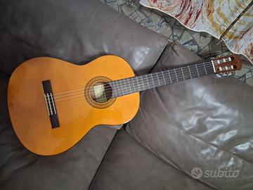 Chitarra Yamaha Cgx102