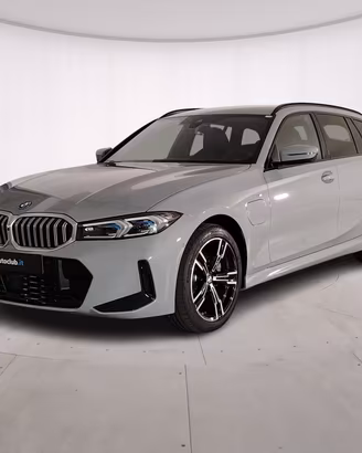 BMW Serie 3 330e Touring xDrive MSport