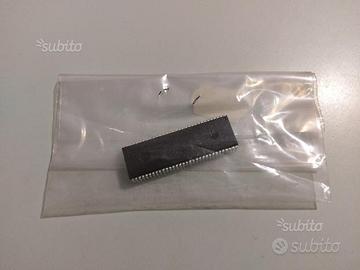 Chip MB90F562 microcontroller Cypress nuovo, 2 pz