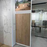 Piastrelle in gres porcellanato effetto legno