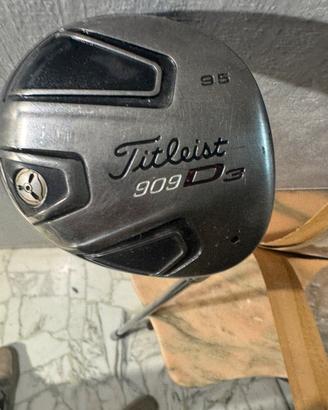 Driver Titleist 909 D3 9.5