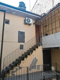 Appartamento bilocale ammobiliato