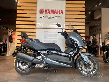 Yamaha X-Max 300 TECH MAX