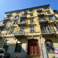 AMPIO E LUMINOSO IMMOBILE DI PREGIO IN CONTESTO SI