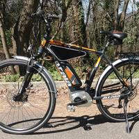 Bicicletta elettrica da trekking Atala B-tour