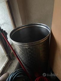 Cisterna acciaio vino