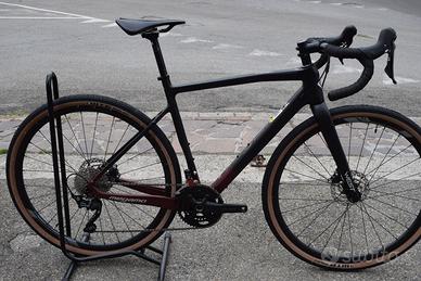 MEGAMO WEST 15 S 2024